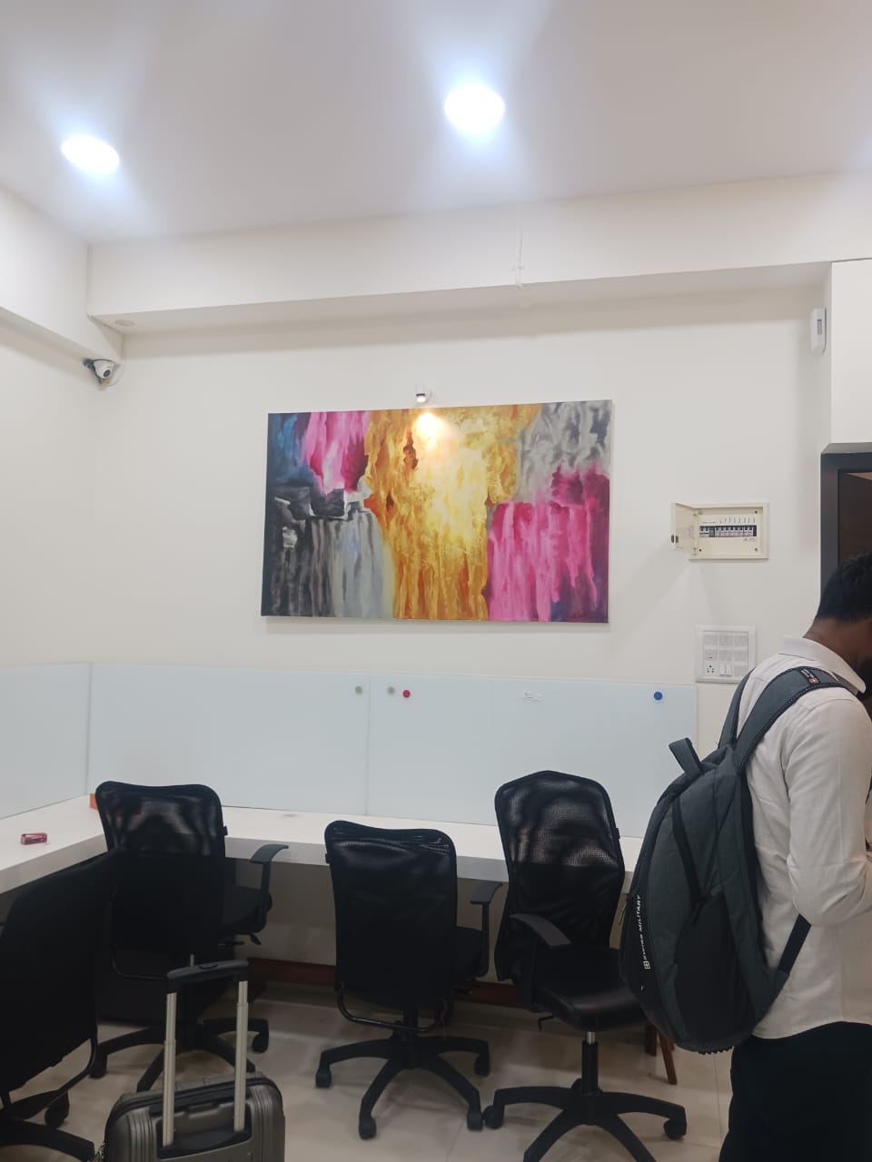 Office Space For Rent in Lbs Road 