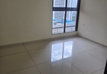 Room in 1 BHK Apartment at Chandak 34 Park Estate, Goregaon West – for Rent