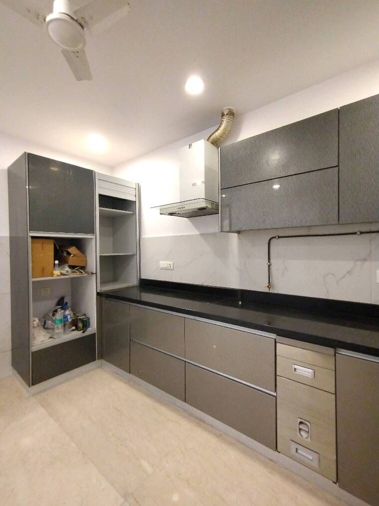 Kitchen, shivalik colony 3 Bedroom 1500 Sq.Ft. Builder Floor In Shivalik Colony Delhi 9335100