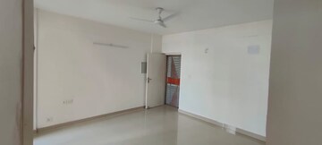 2 BHK Apartment For Rent in KLJ Greens, Sector 77