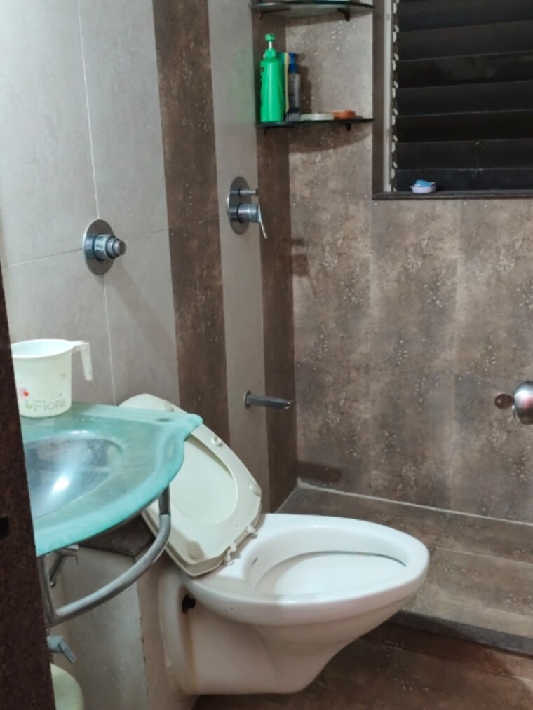 Bathroom, sonata-apartments 2 Bedroom 1150 Sq.Ft. Apartment In Malad West Mumbai 9335132