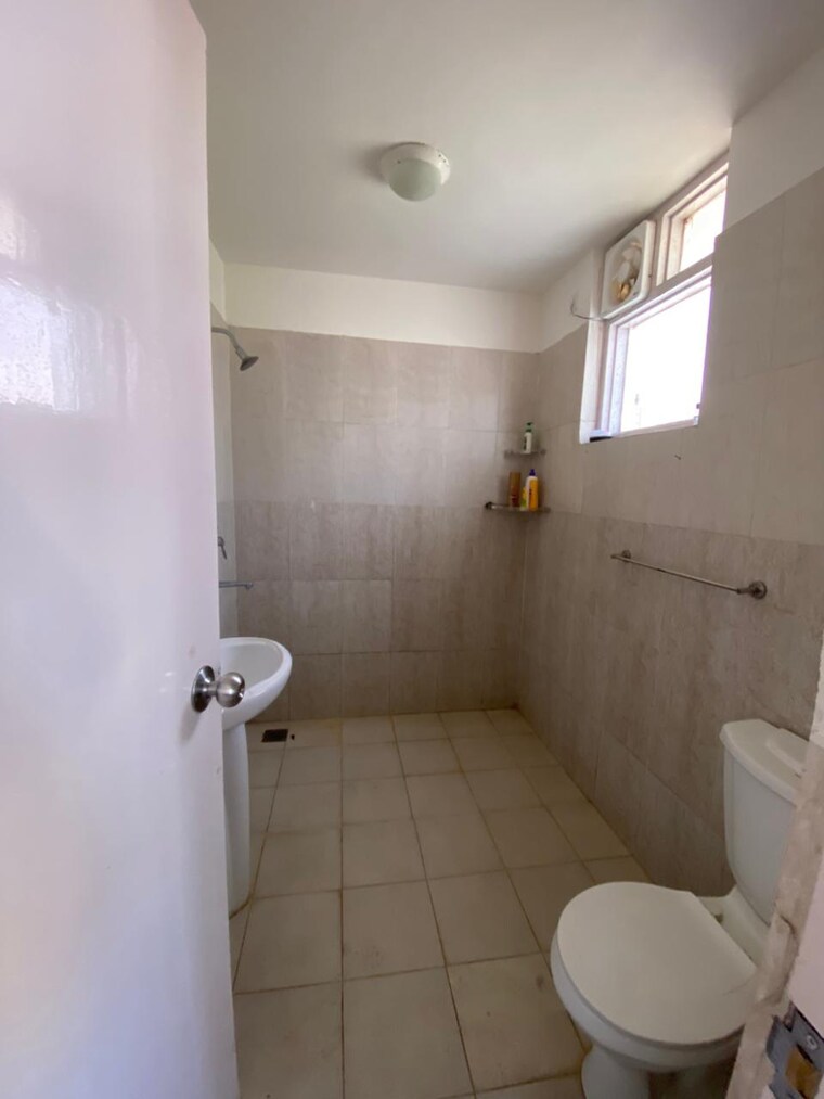 Master Bedroom, aman vihar 2 Bedroom 1400 Sq.Ft. Builder Floor In Aman Vihar Dehradun 9335142