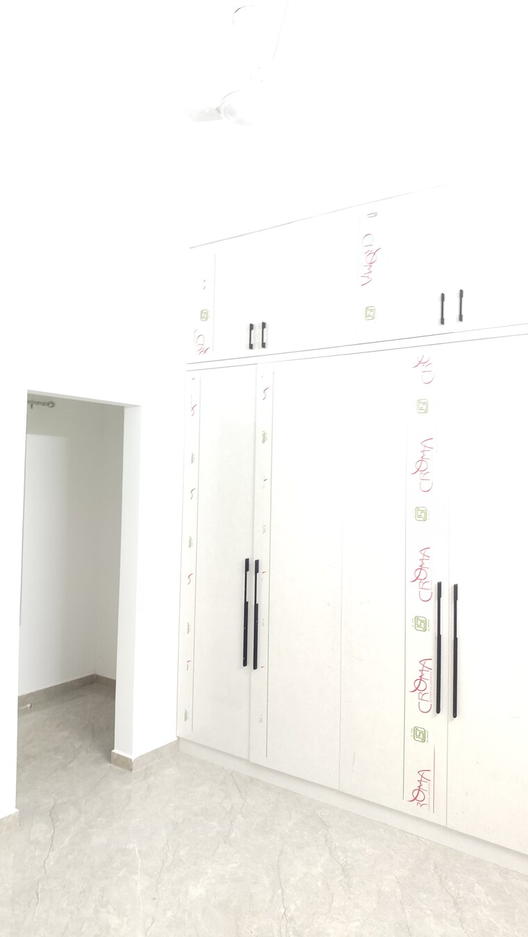 Room, kondapur 3 Bedroom 2000 Sq.Ft. Apartment In Kondapur Hyderabad 9335173