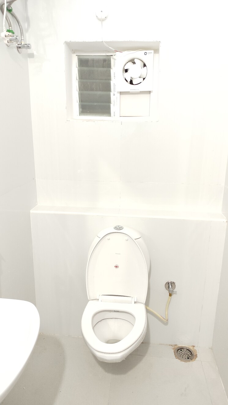 Bathroom, kondapur 3 Bedroom 2000 Sq.Ft. Apartment In Kondapur Hyderabad 9335173