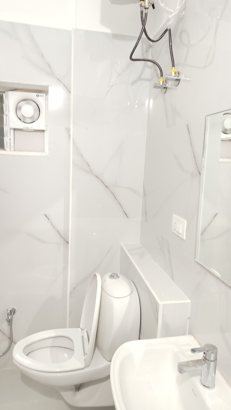 Bathroom, kondapur 3 Bedroom 2000 Sq.Ft. Apartment In Kondapur Hyderabad 9335173