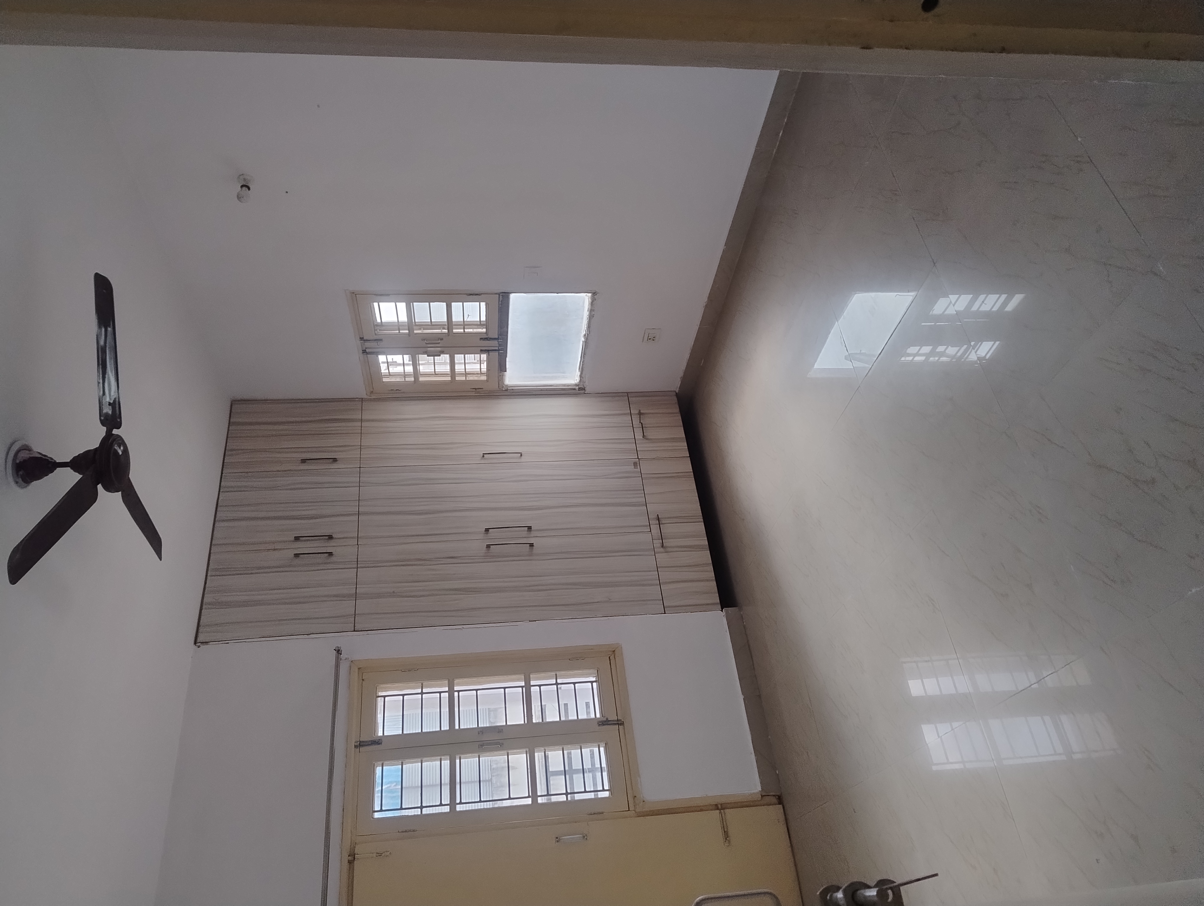 3 BHK + Servant Room Apartment For Rent in Rishita Manhattan