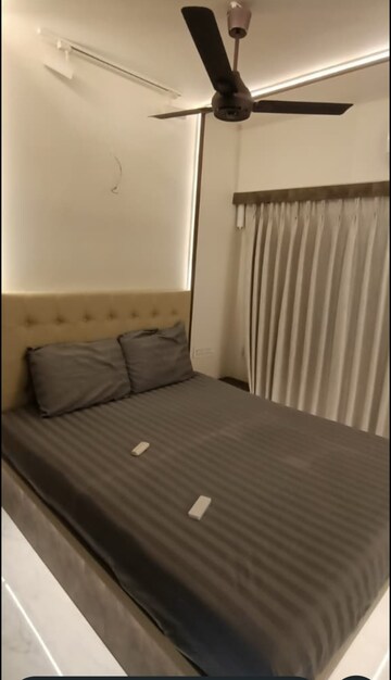 Bathroom in 3.5 BHK Apartment at Anmol Eleganzia Royale, Andheri West – for Rent