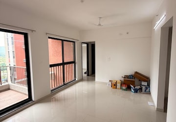 Room in 3 BHK Apartment at Vallabh Niwas, Kothrud – for Rent