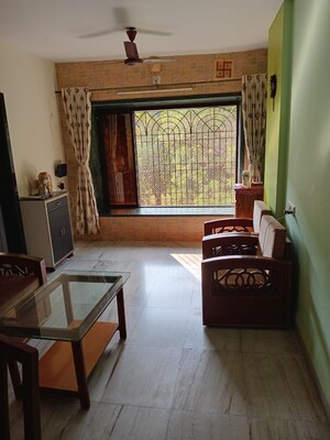 2 BHK Apartment For Sale in Lok Nisarg, Mulund West