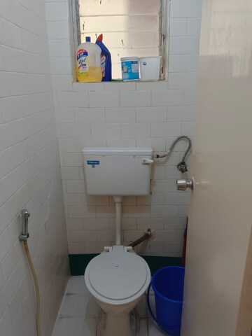 Bathroom in 1 BHK Apartment at Andheri West – for Rent