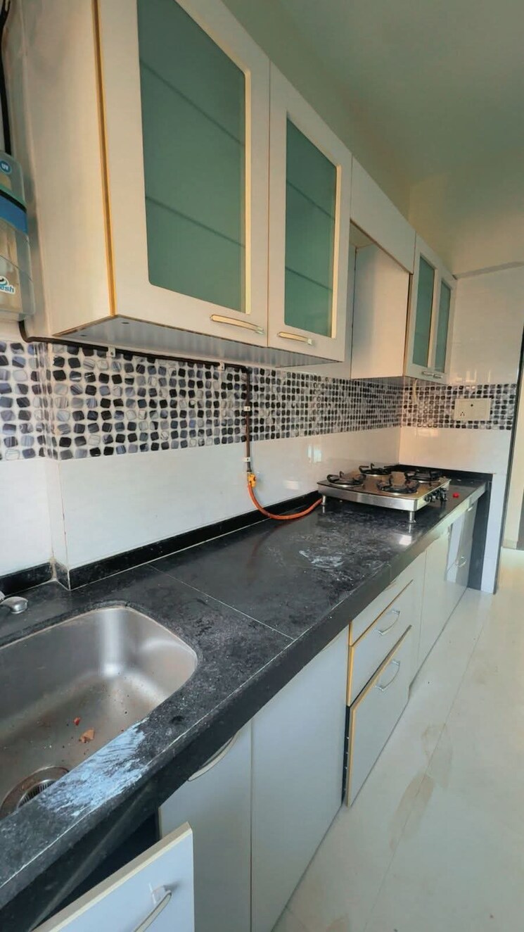 Kitchen, bandra west 2 Bedroom 1000 Sq.Ft. Apartment In Bandra West Mumbai 9335268