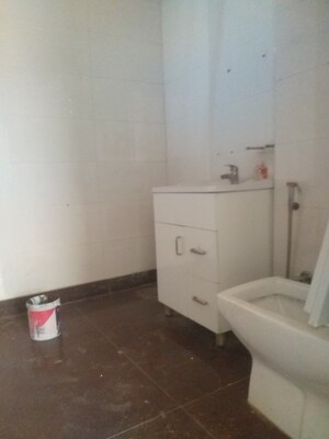 Bathroom in 1 BHK Builder Floor at New Rajinder Nagar – for Rent