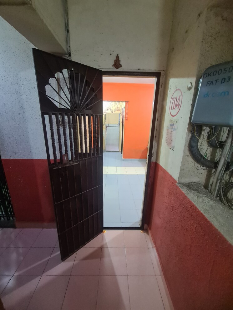 Room, unnathi-woods-phase-3 1 RK 295 Sq.Ft. Apartment In Ghodbunder Road Thane 9335309