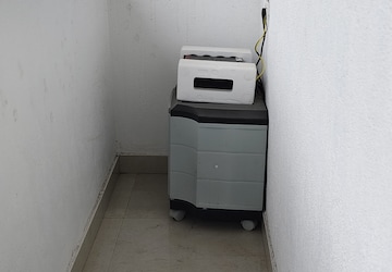 Bathroom in 2 BHK Builder Floor at Halasuru – for Rent