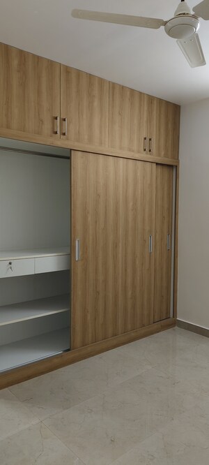 Furnished Amenities in 2 BHK Builder Floor at Halasuru – for Rent