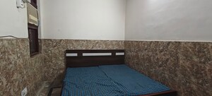 Bedroom in 1 BHK Builder Floor at Mayur Vihar 1 – for Rent
