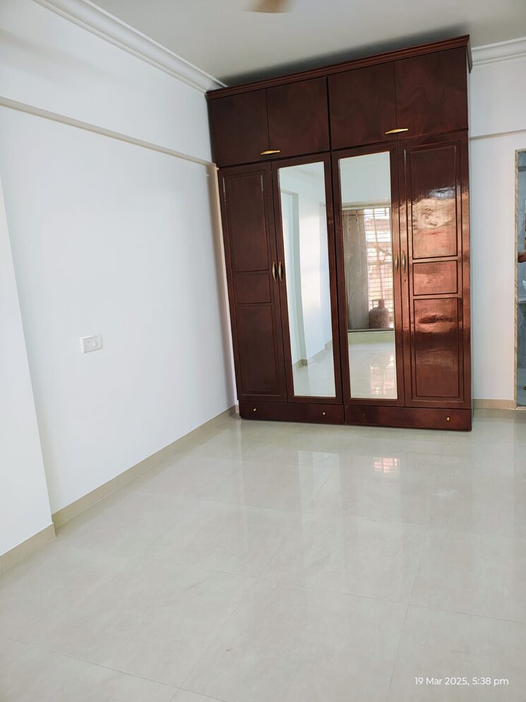 Room, neha-heena-gaurav-jewels 3 Bedroom 1500 Sq.Ft. Apartment In Goregaon East Mumbai 9335395