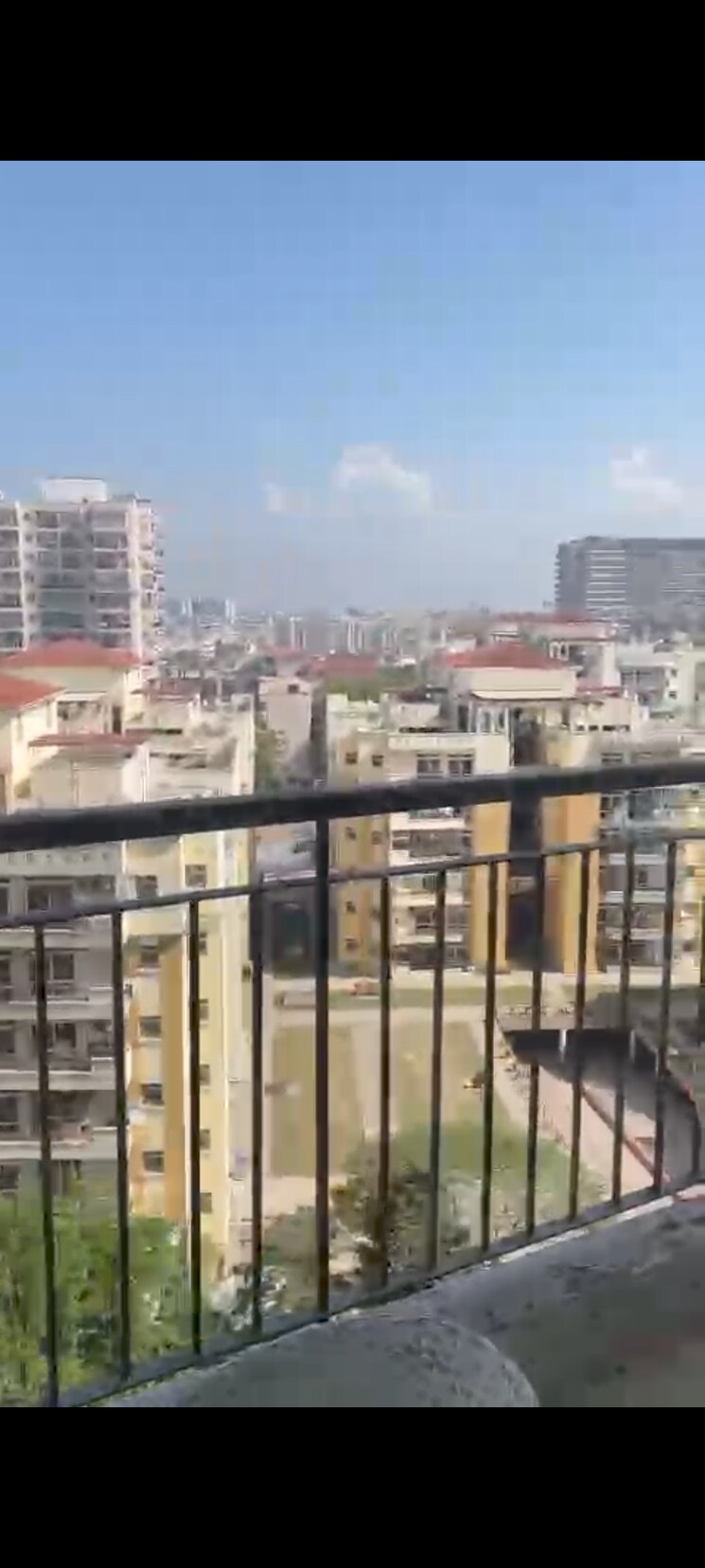 Balcony, vip road 3 Bedroom 1690 Sq.Ft. Apartment In Vip Road Zirakpur 9330220