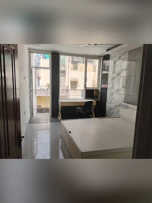 Room in 4 BHK Builder Floor at New Friends Colony – for Rent