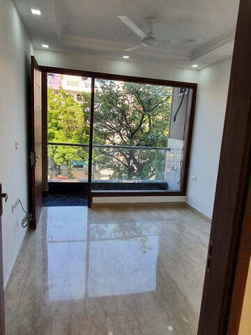 Room in 2 BHK Builder Floor at Lajpat Nagar 4 – for Rent