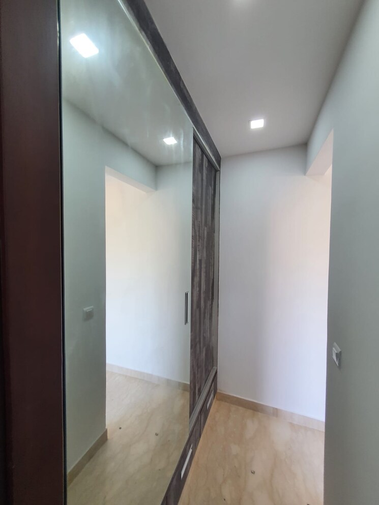 undefined, lajpat nagar 4 2 Bedroom 1000 Sq.Ft. Builder Floor In Lajpat Nagar 4 Delhi 9335530