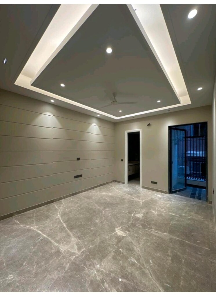 Room, kalkaji 3 Bedroom 1800 Sq.Ft. Builder Floor In Kalkaji Delhi 9335566