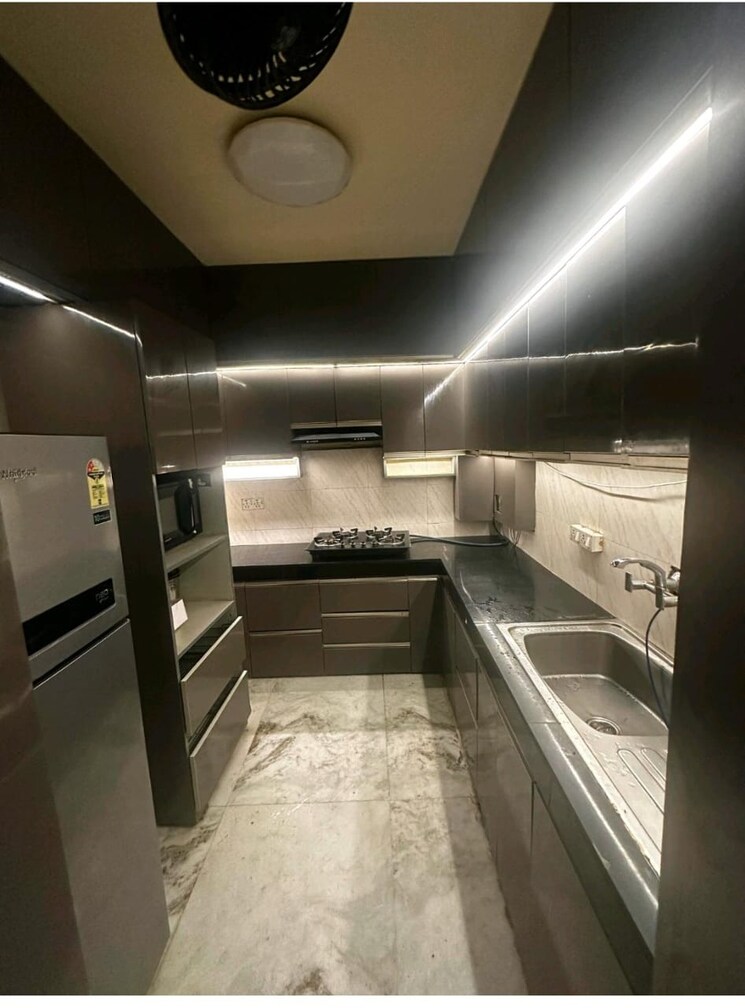 Kitchen, east of kailash 3 Bedroom 1400 Sq.Ft. Builder Floor In East Of Kailash Delhi 9335601