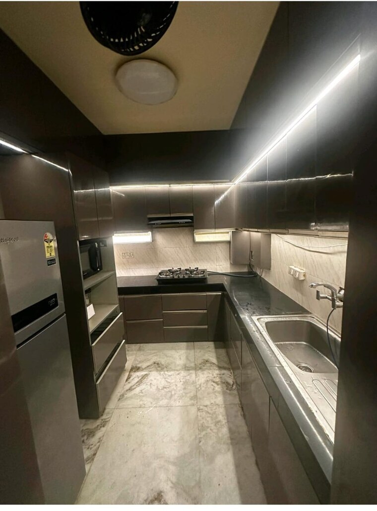 Kitchen, east of kailash 3 Bedroom 1400 Sq.Ft. Builder Floor In East Of Kailash Delhi 9335601