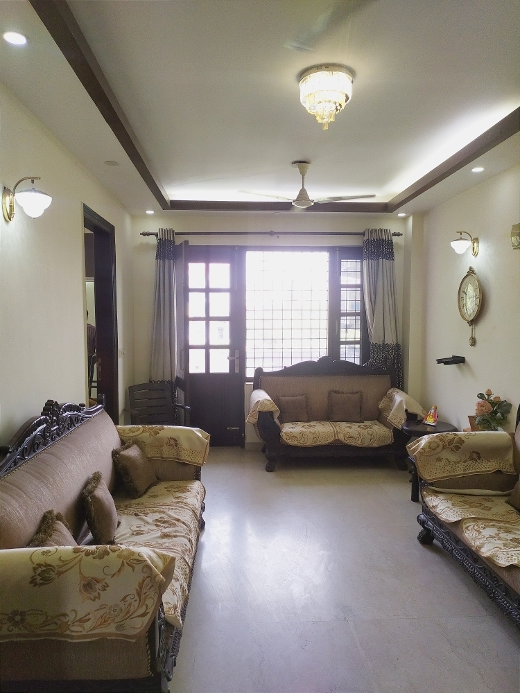 3 BHK + Pooja Room Builder Floor For Rent in Chittaranjan Park 