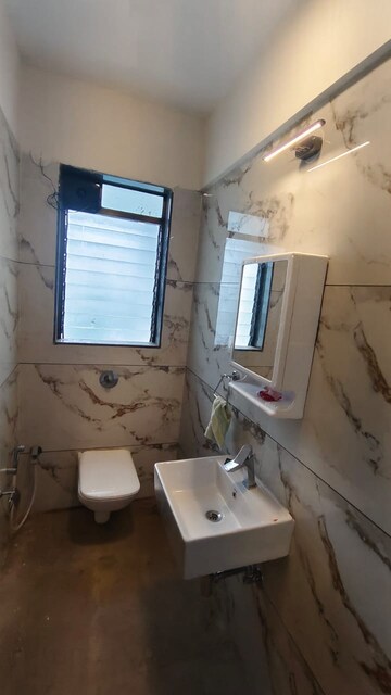 Master Bedroom in 3 BHK Apartment at Raj Kamal CHS Vile Parle, Vile Parle East – for Rent