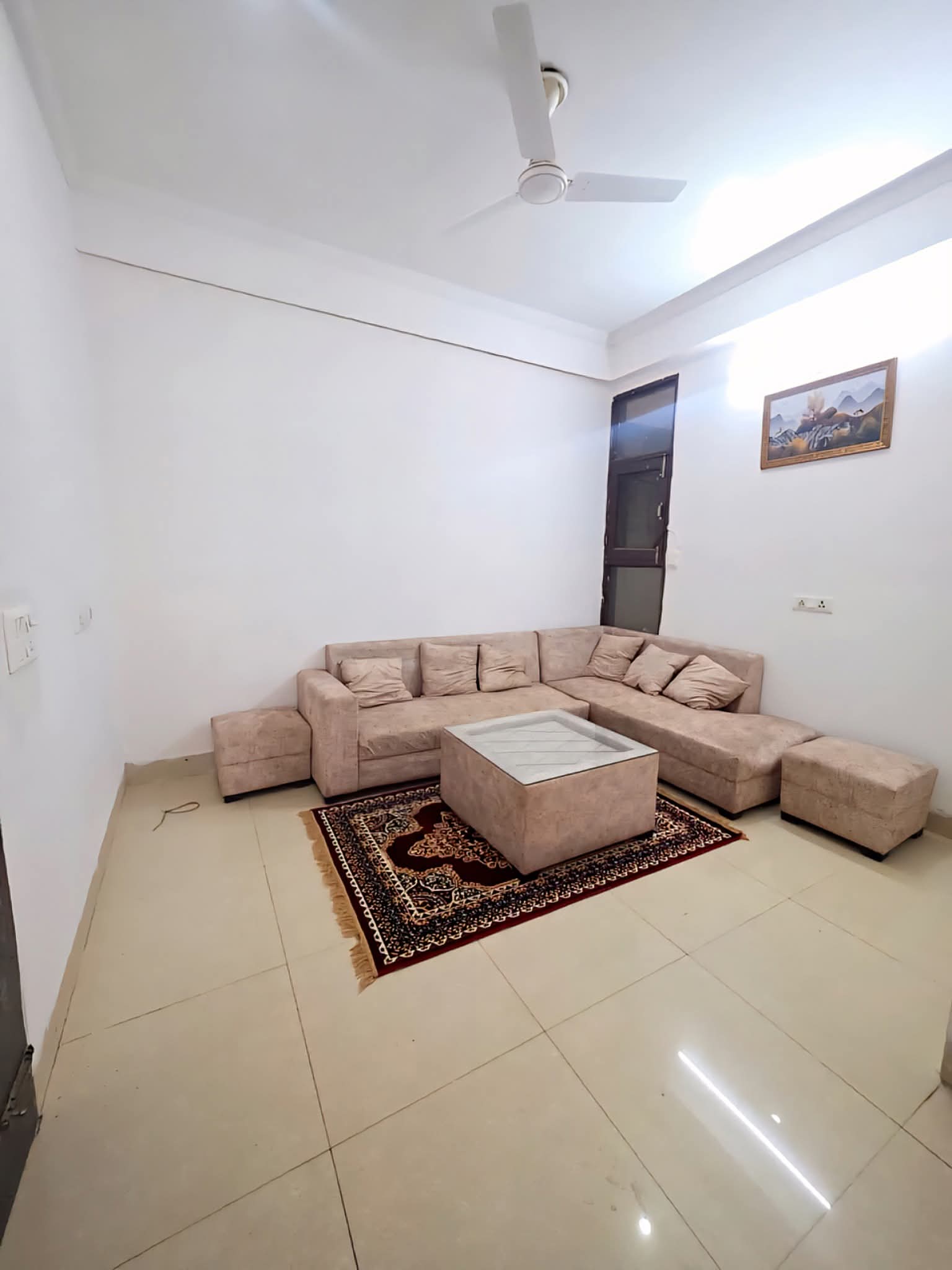 2 BHK Builder Floor For Rent in V Block 