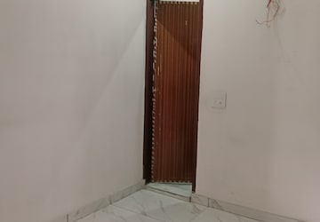 2 BHK Builder Floor For Rent in Model Town
