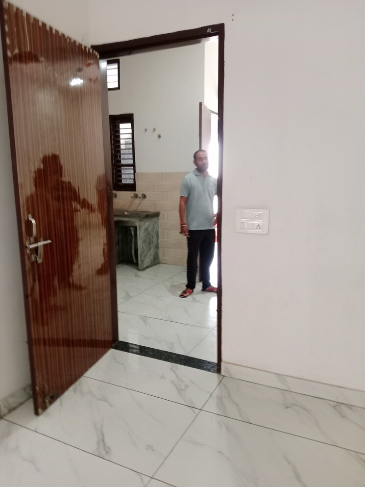 Bathroom, model town 2 Bedroom 1052 Sq.Ft. Builder Floor In Model Town Panipat 9336004