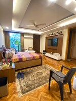 4 BHK + Pooja Room 520 Sq.Yd. Builder Floor in Palam Vihar Residents Association