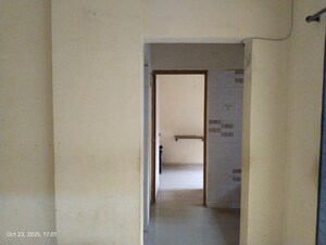 Room in 1.5 BHK Apartment at MAAD Nakoda Heights, Nalasopara West – for Sale