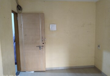 Room in 1.5 BHK Apartment at MAAD Nakoda Heights, Nalasopara West – for Sale