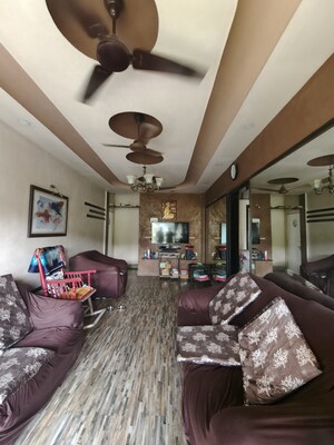 Parking in 2 BHK Apartment at Vrindavan Society Thane West, Vrindavan Society – for Sale