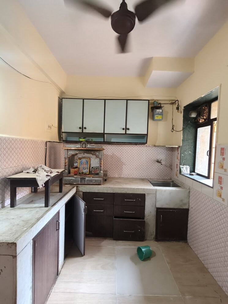 Kitchen, vrindavan-chs-thane-west 2 Bedroom 770 Sq.Ft. Apartment In Vrindavan Society Thane 9336039