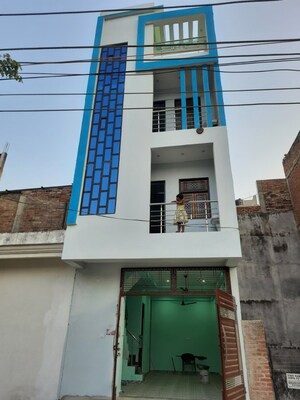 2 BHK Independent House For Rent in Sulem Sarai