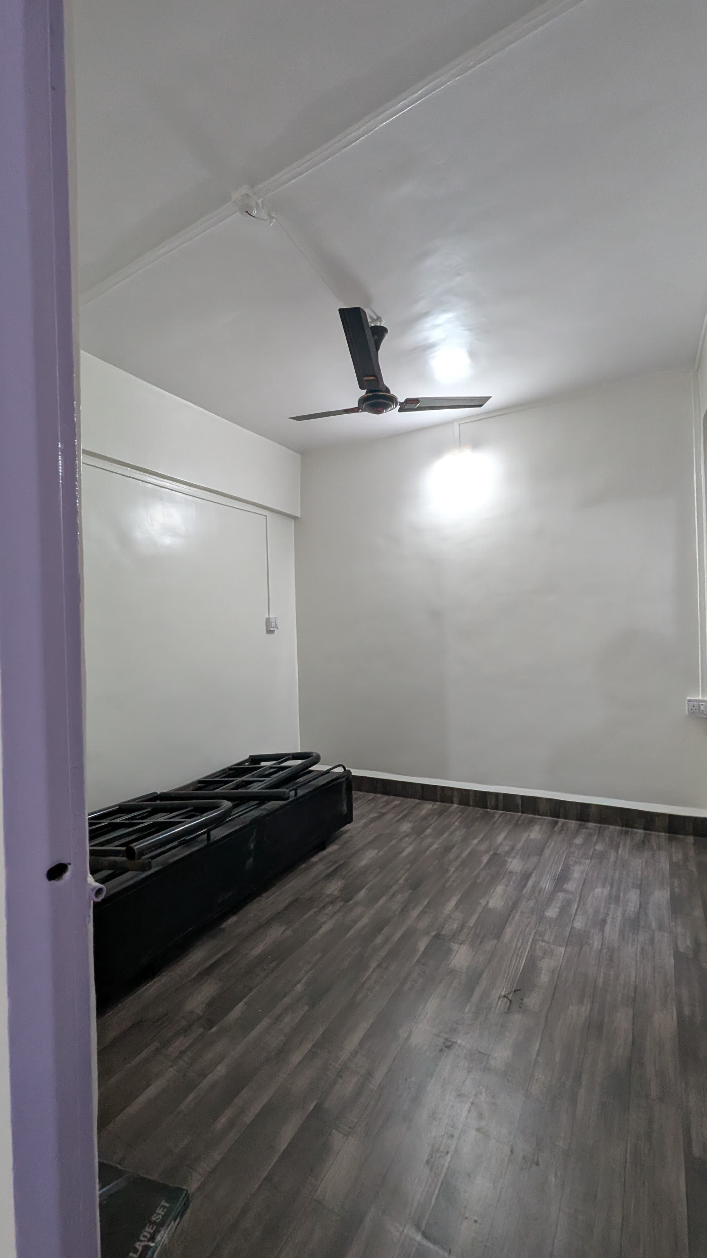 1 BHK + Servant Room Apartment For Rent in Kundale Patil Paradise