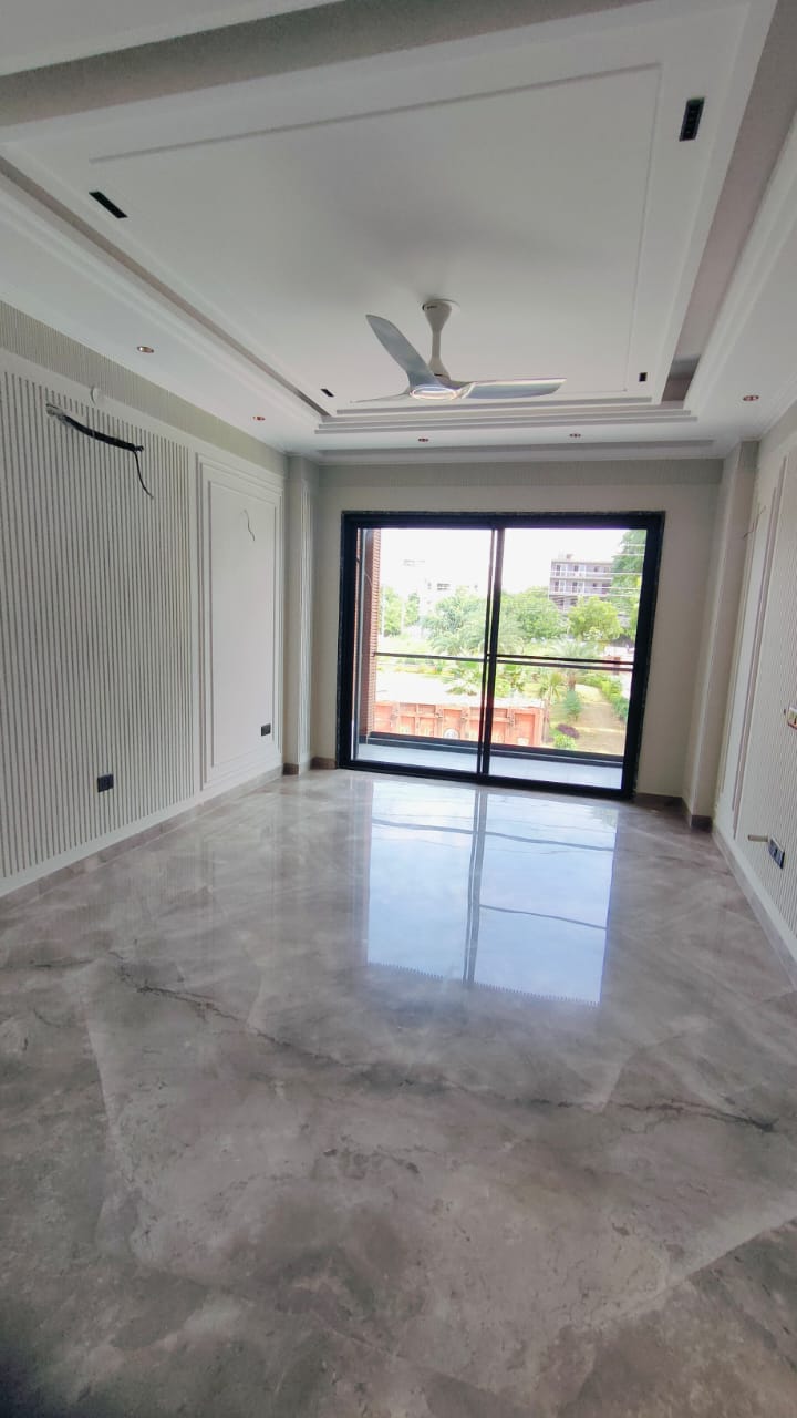 4 BHK Builder Floor For Sale in Unitech Arcadia