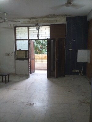 Living Room in 3 BHK Builder Floor at East Patel Nagar – for Rent