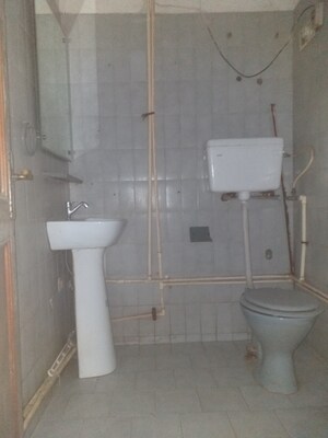 Bathroom in 3 BHK Builder Floor at East Patel Nagar – for Rent