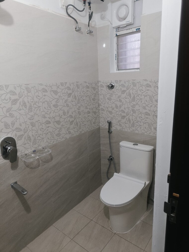 Bathroom, kinetic-palazzo 3 Bedroom 1843 Sq.Ft. Apartment In Nallagandla Hyderabad 9336074