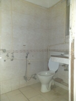 Bathroom in 3 BHK Builder Floor at East Patel Nagar – for Rent