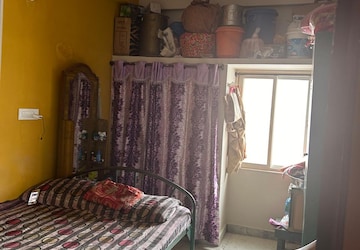 Bedroom in 2 BHK Apartment at West Marredpally – for Sale