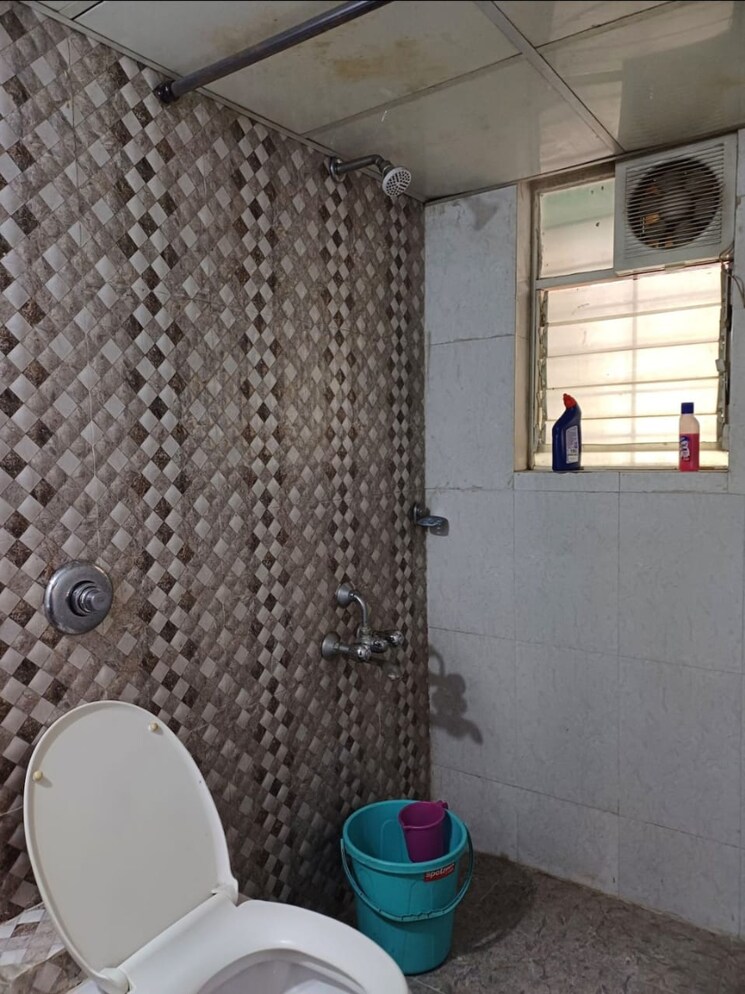 Bathroom, koregaon park Pg For Boys & Girls In Koregaon Park 9336086