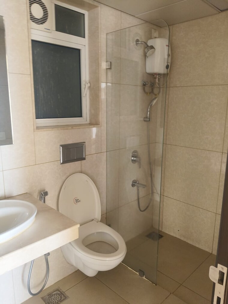 Bathroom, lnt-veridian 2 Bedroom 550 Sq.Ft. Apartment In Powai Mumbai 9336095