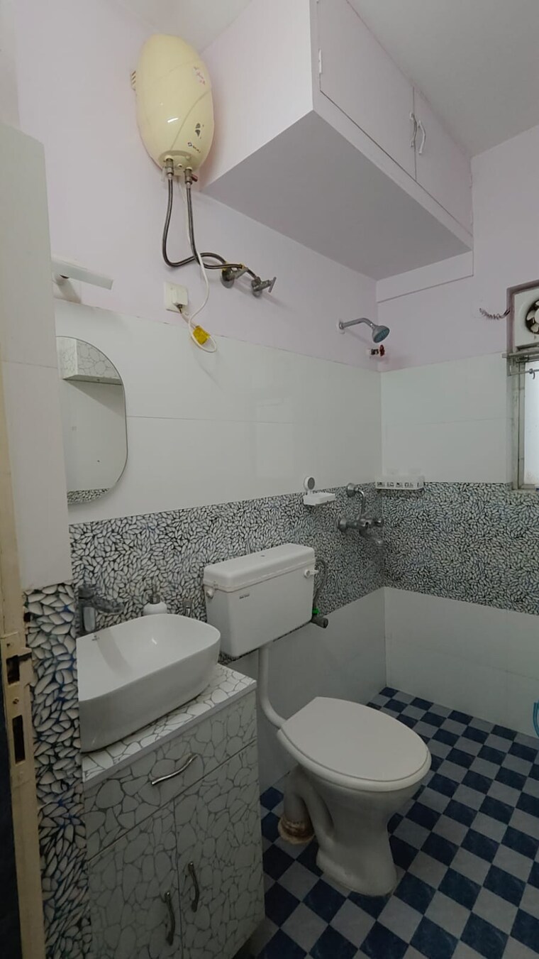 Bathroom, suchitra-hills 2 Bedroom 595 Sq.Ft. Apartment In Kondapur Hyderabad 9336151