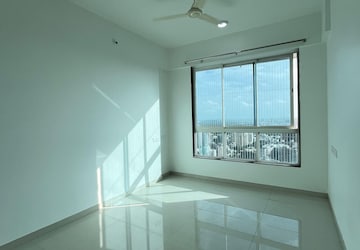 Furnished Amenities in 2 BHK Apartment at Shreeji Atlantis, Malad West – for Sale